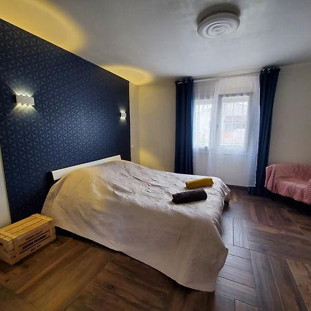 Milhaud Appart 28M2 Avec Jardin Et Parking Prives, Chambre Separee المظهر الخارجي الصورة